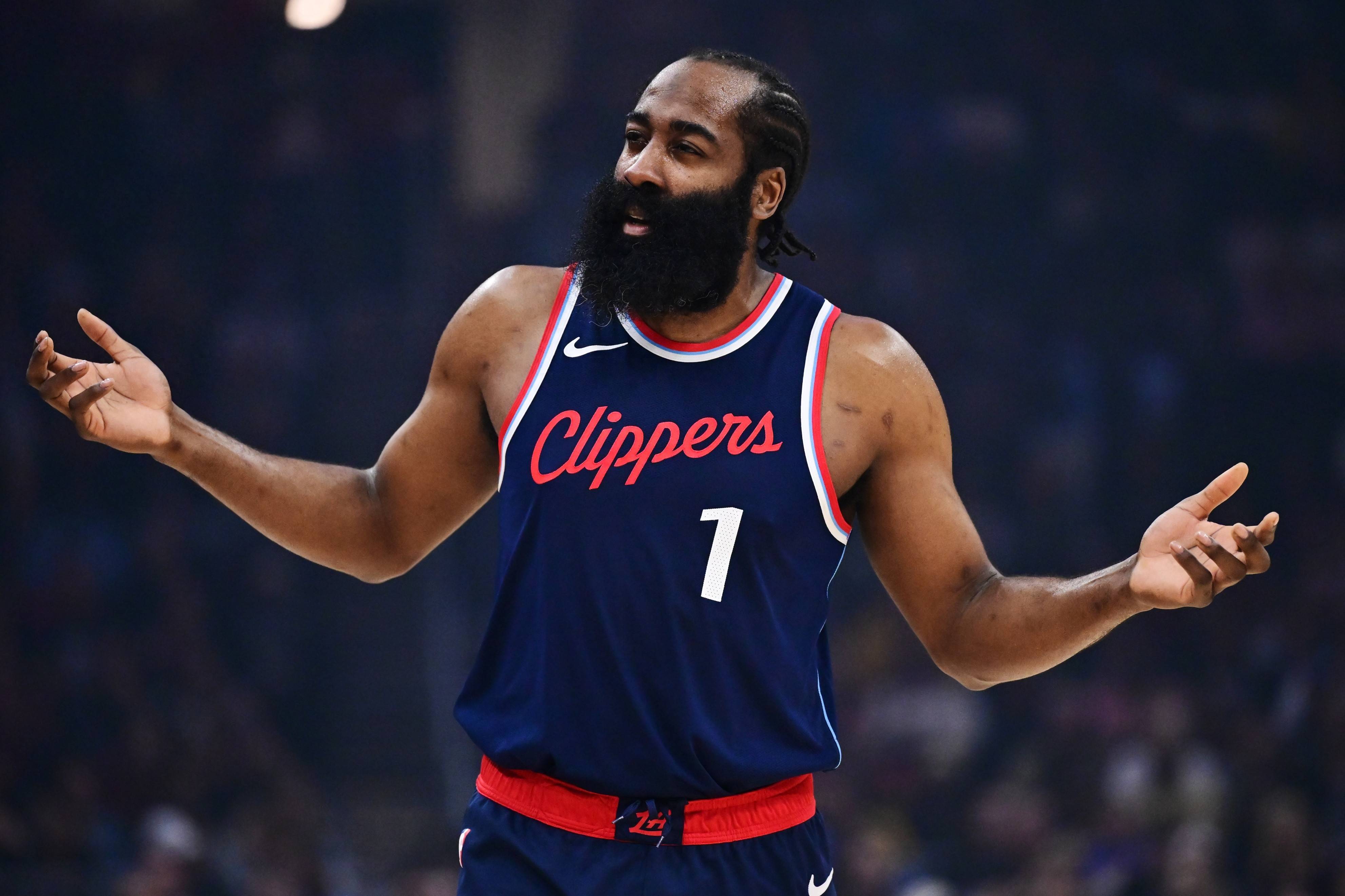 九游体育官网-包含今夜里尔备战NBA季后赛，强势反弹细节曝光，引发热议，年轻球员得到机会的词条